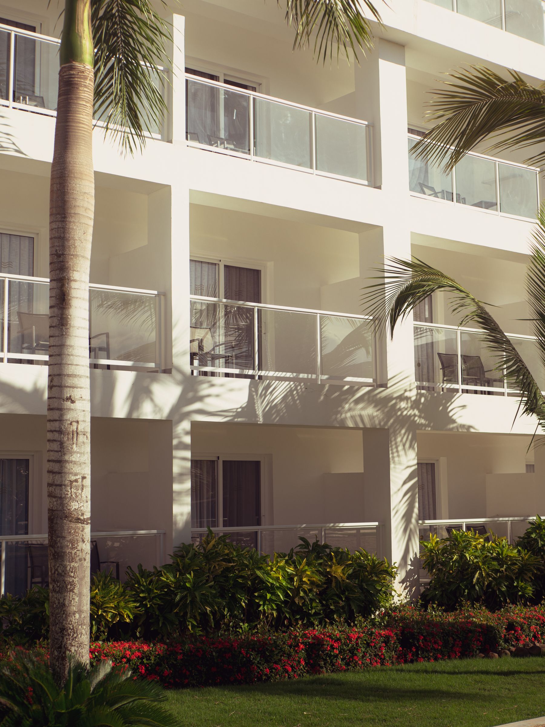 Illustrative property scene for the Dominican Republic market